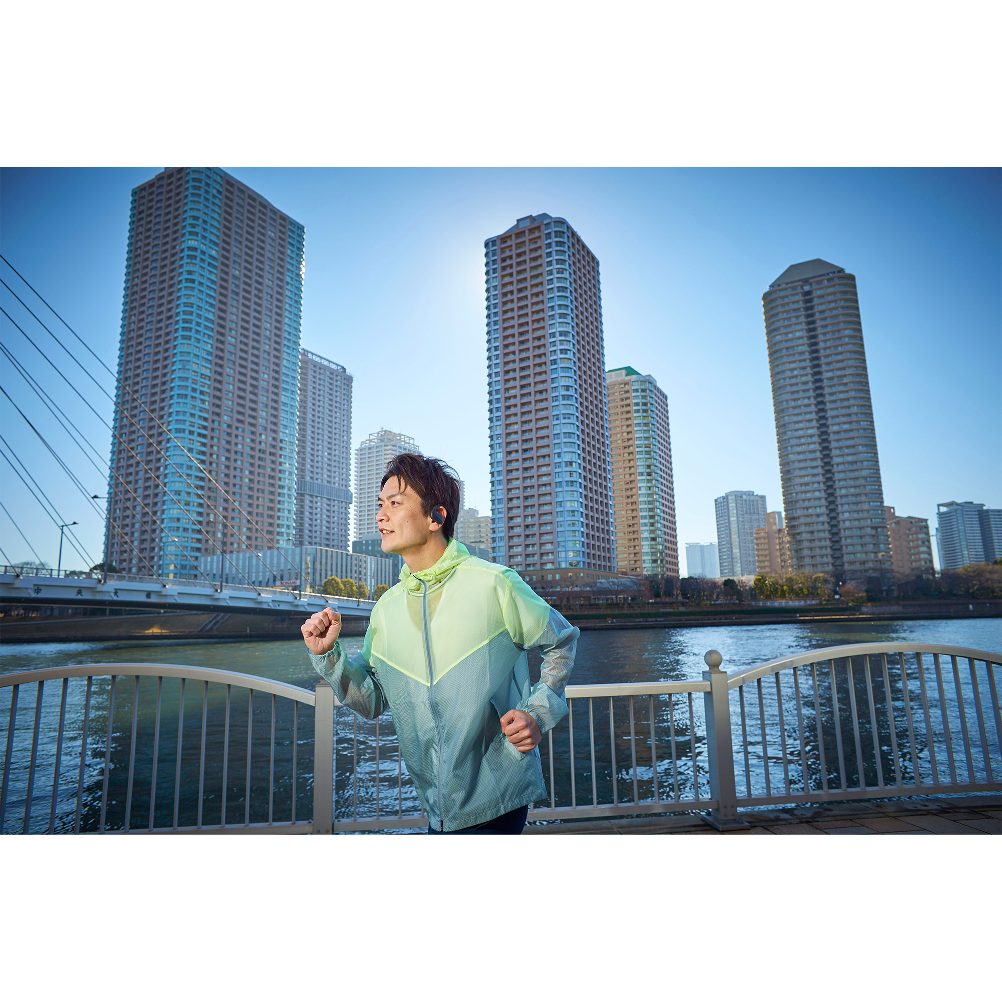 ヘッドホン一体型の音楽プレーヤー | GH-KANABSA